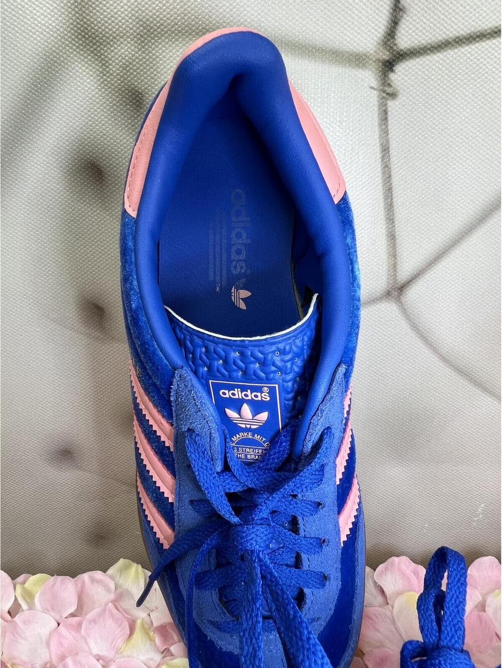 Gazelle  Adidas Indoor in Blue, Semi Pink & Gum - Picture 7 of 9